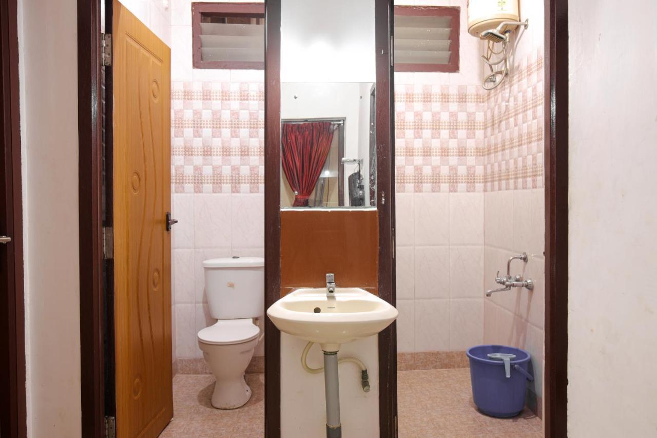 Manora Residency Hotel Пондичери Екстериор снимка