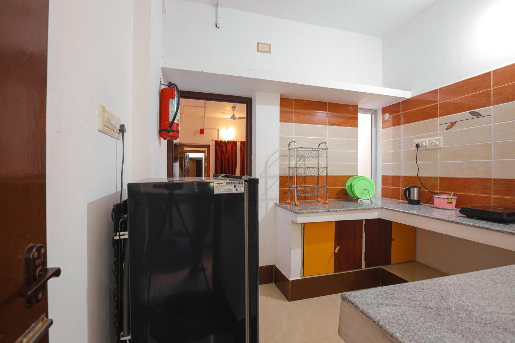 Manora Residency Hotel Пондичери Екстериор снимка