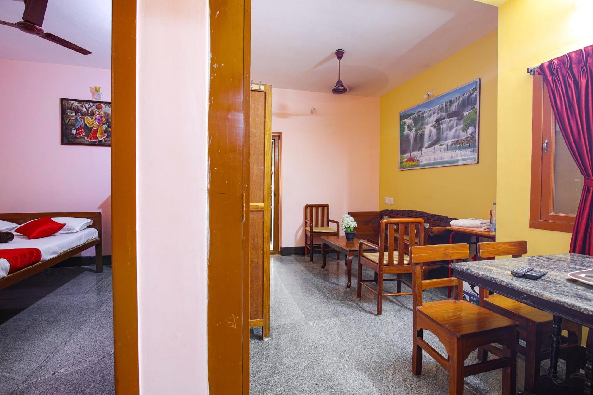 Manora Residency Hotel Пондичери Екстериор снимка